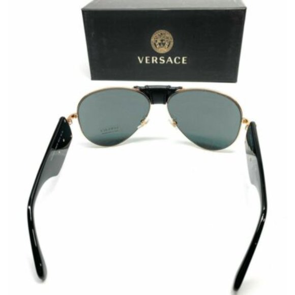 Versace Men's Black and Gold Pilot Sunglasses! - Picture 4 of 4